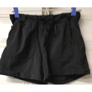 IVIVVA By Lululemon Girls Shorts SZ 14 Black Cuffed With Drawstring